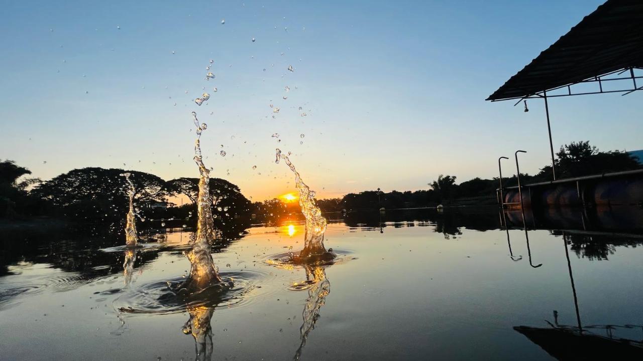 Moon River Resort Phimai Zewnętrze zdjęcie