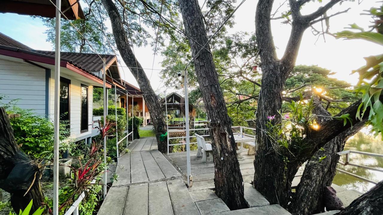 Moon River Resort Phimai Zewnętrze zdjęcie
