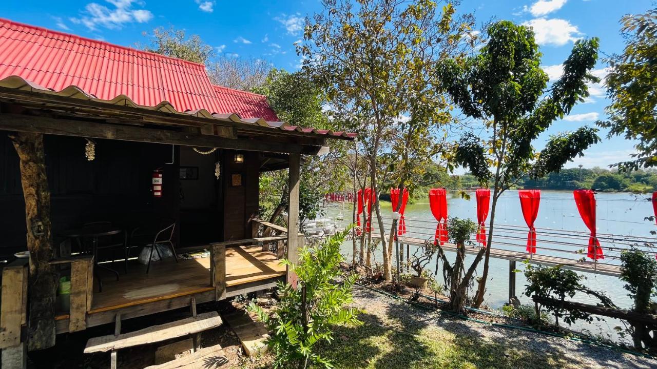Moon River Resort Phimai Zewnętrze zdjęcie